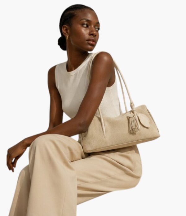 shot_22 Classic Shoulder Bag